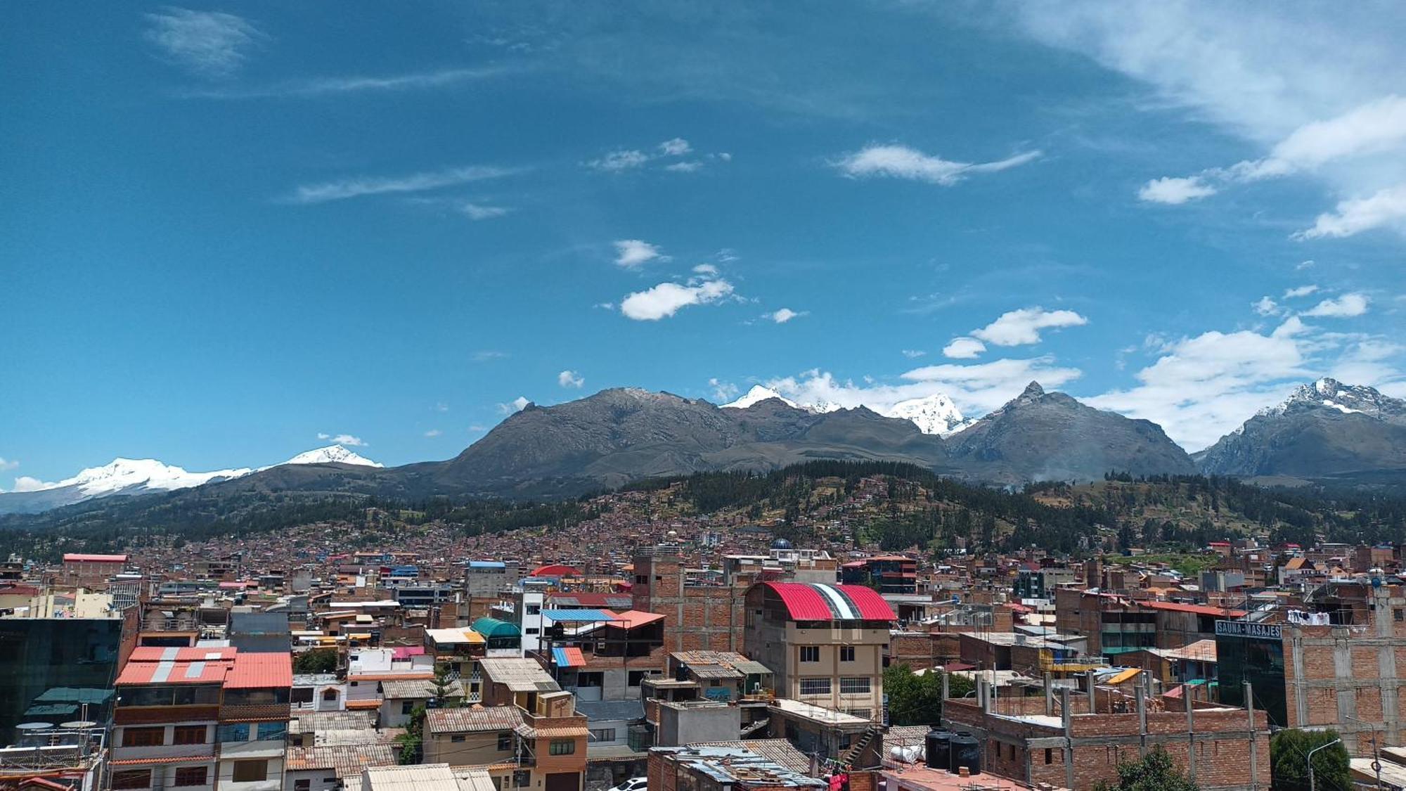 El Amauta De Los Andes Lodging Erik House ワラス エクステリア 写真