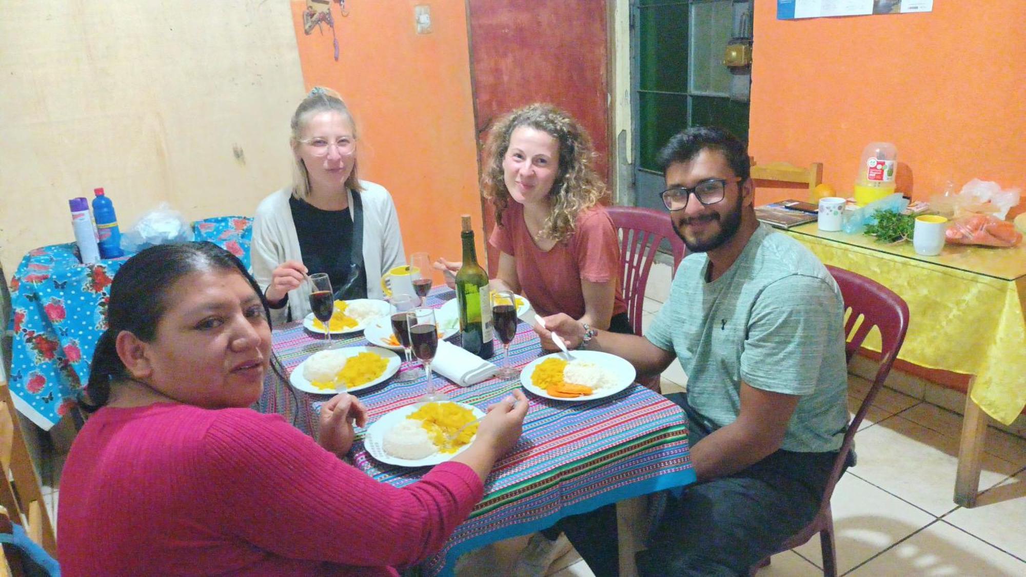 El Amauta De Los Andes Lodging Erik House ワラス エクステリア 写真